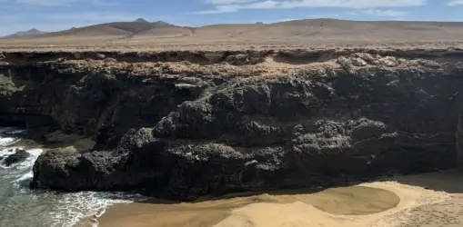 IMG_4005mujer playa_result