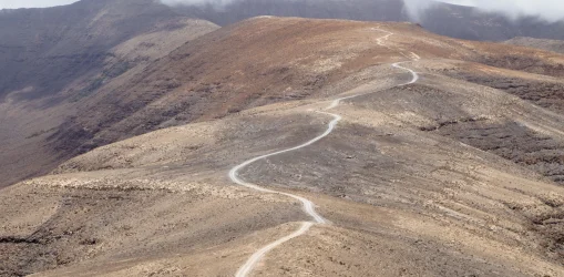 iStock-174939154pico zarza trail_result